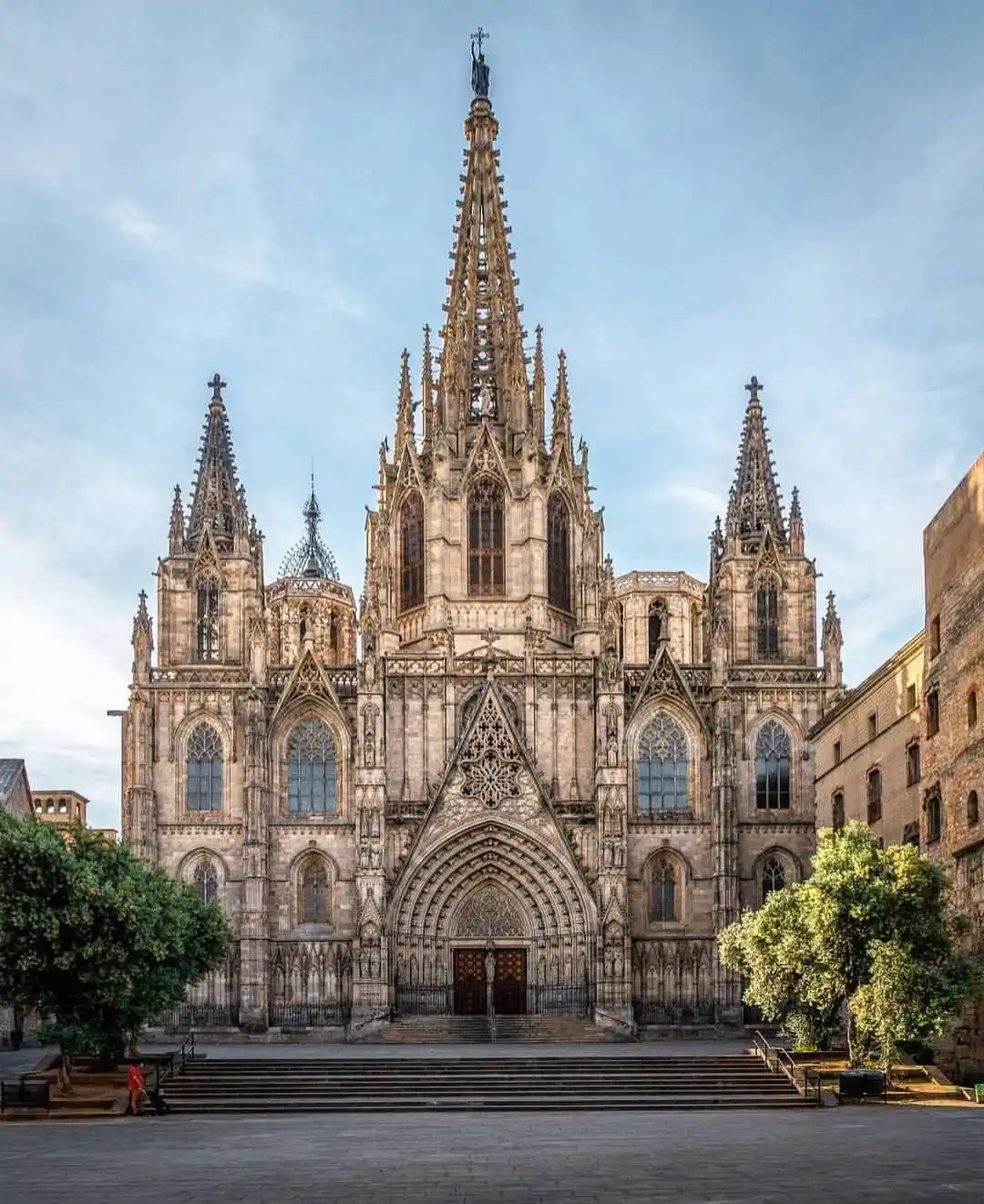 فرانسه اسپانیا 8 روزه بهار 1403